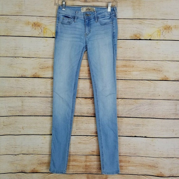 Hollister Womens Jeans Size 0‎ Reg 24 x 31 Super Skinny Blue Distressed Denim - Picture 1 of 7